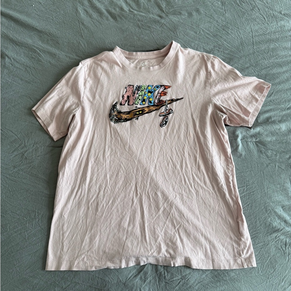 Nike Men's Light Pink Graphic Tee